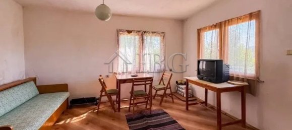 3 bedrooms House in Burgas, Bulgaria No. 1078 4