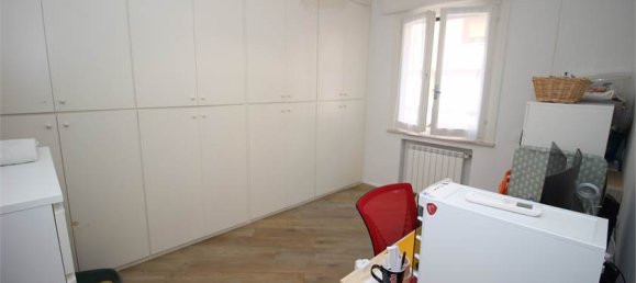 2 Schlafzimmer Wohnung in Sassuolo, Italy, Nr. 351773 20