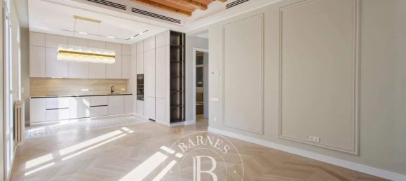 3 chambres Appartement à Eixample, Spain No. 79408 9