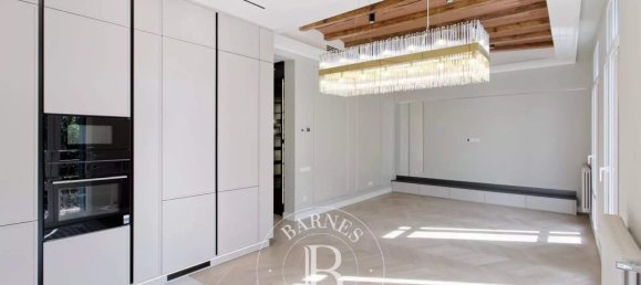 3 chambres Appartement à Eixample, Spain No. 79408 15