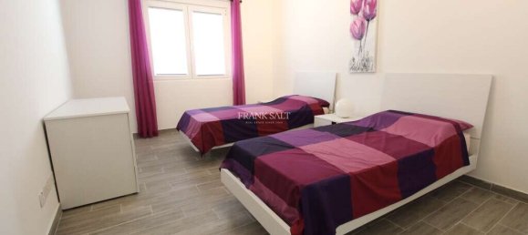 2 bedrooms Apartment in Pembroke, Malta No. 6890 7