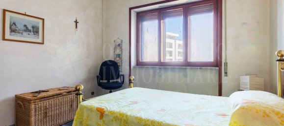 4 rooms Apartment in Rome, Italy No. 181921 10