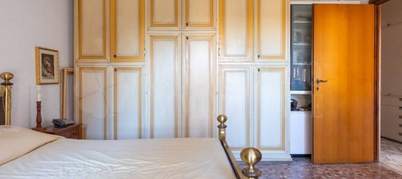 4 rooms Apartment in Rome, Italy No. 181921 22