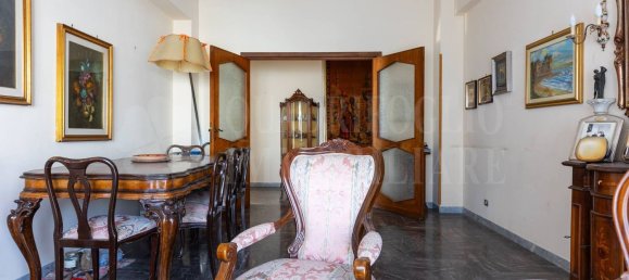 4 rooms Apartment in Rome, Italy No. 181921 3