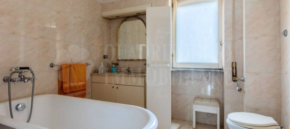 4 rooms Apartment in Rome, Italy No. 181921 28