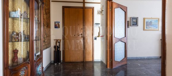 4 rooms Apartment in Rome, Italy No. 181921 6