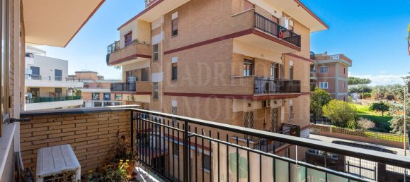 4 rooms Apartment in Rome, Italy No. 181921 23