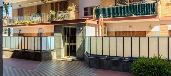 4 rooms Apartment in Rome, Italy No. 181921 37