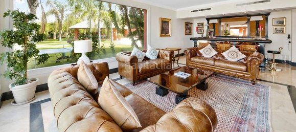 8 bedrooms Villa in Estepona, Spain No. 55355 15