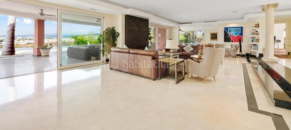 8 bedrooms Villa in Estepona, Spain No. 55355 6