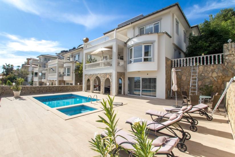 6 rooms Villa in Bektas, Turkey No. 46475