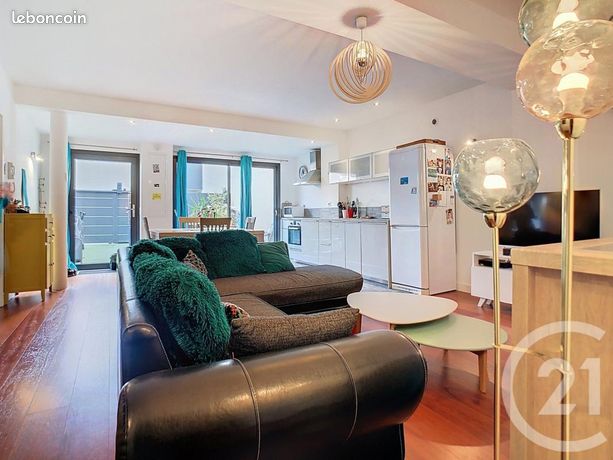 2 bedrooms Apartment in Nancy, France No. 309338