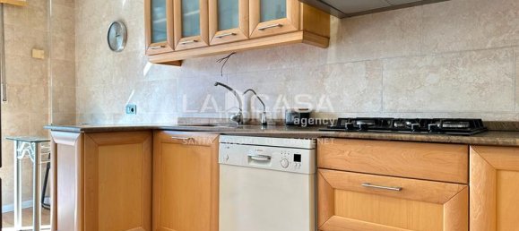 4 bedrooms Apartment in Santa Coloma de Gramenet, Spain No. 161157 10