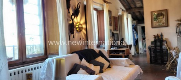 Apartamento de 2 dormitorios en Lucca, Italy No. 377442 8