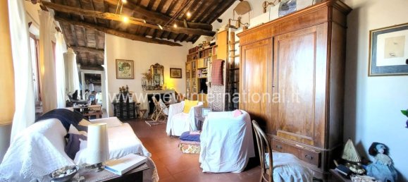 Apartamento de 2 dormitorios en Lucca, Italy No. 377442 7