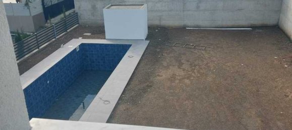 3 chambres Villa à Pyrgos, Cyprus No. 19956 4