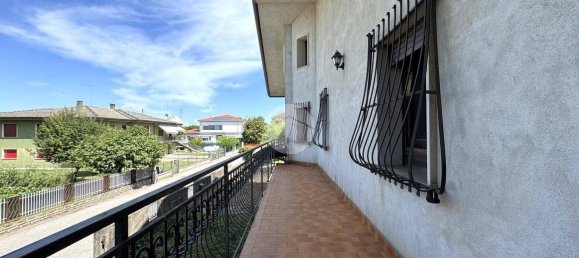 4 bedrooms Villa in Salzano, Italy No. 259310 44