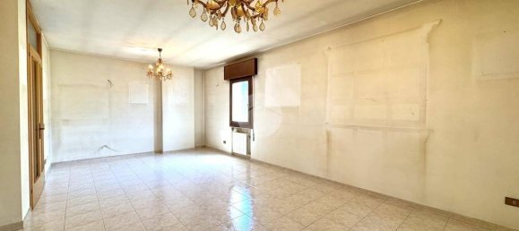 4 bedrooms Villa in Salzano, Italy No. 259310 18