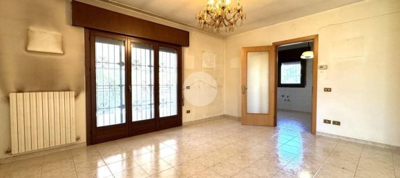 4 bedrooms Villa in Salzano, Italy No. 259310 34