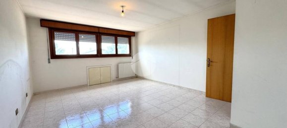 4 bedrooms Villa in Salzano, Italy No. 259310 27