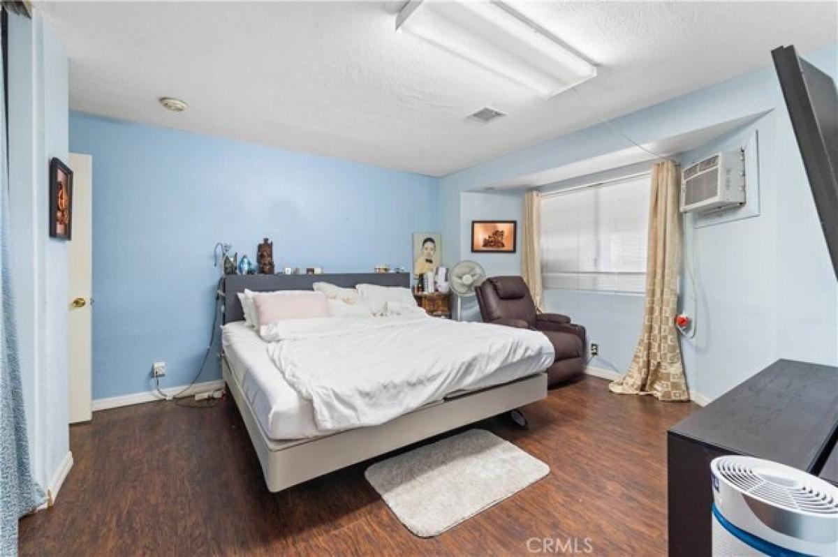 3 bedrooms House in Palmdale, USA No. 425128