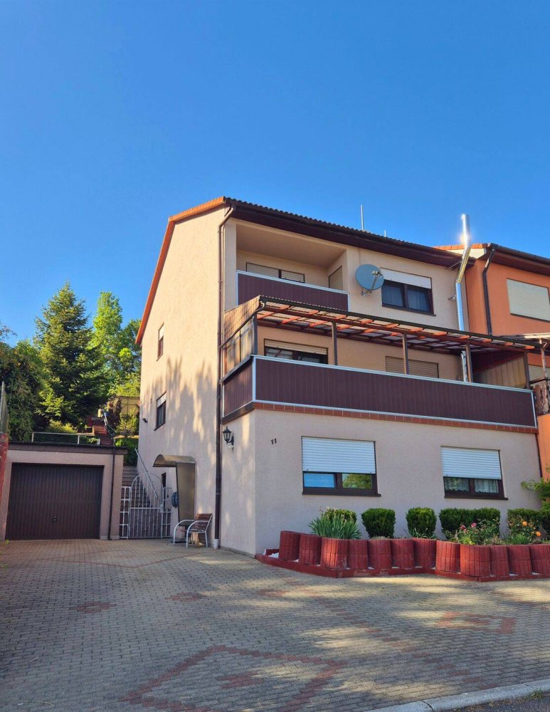 3 bedrooms Townhouse in Neckar-Odenwald-Kreis, Germany No. 281736