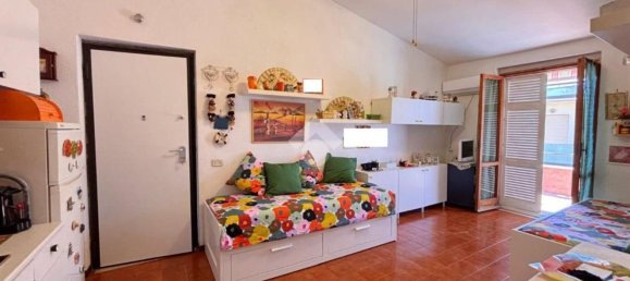 2-salle Appartement à Anzio, Italy No. 276509 3