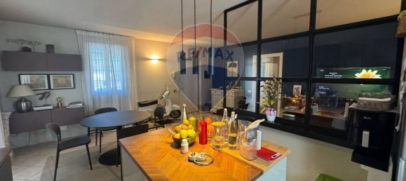 3 rooms Apartment in Pavia, Italy No. 5536 4