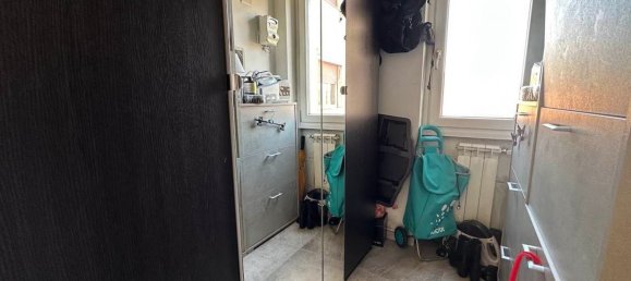 2-salle Appartement à Senago, Italy No. 4593 12