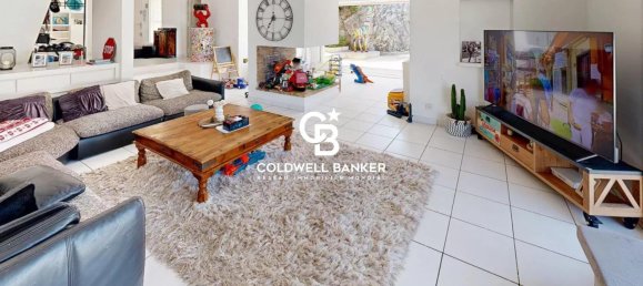 3 bedrooms Villa in Nice, France No. 298374 2