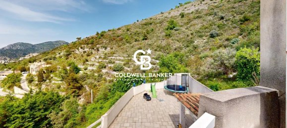 3 bedrooms Villa in Nice, France No. 298374 9