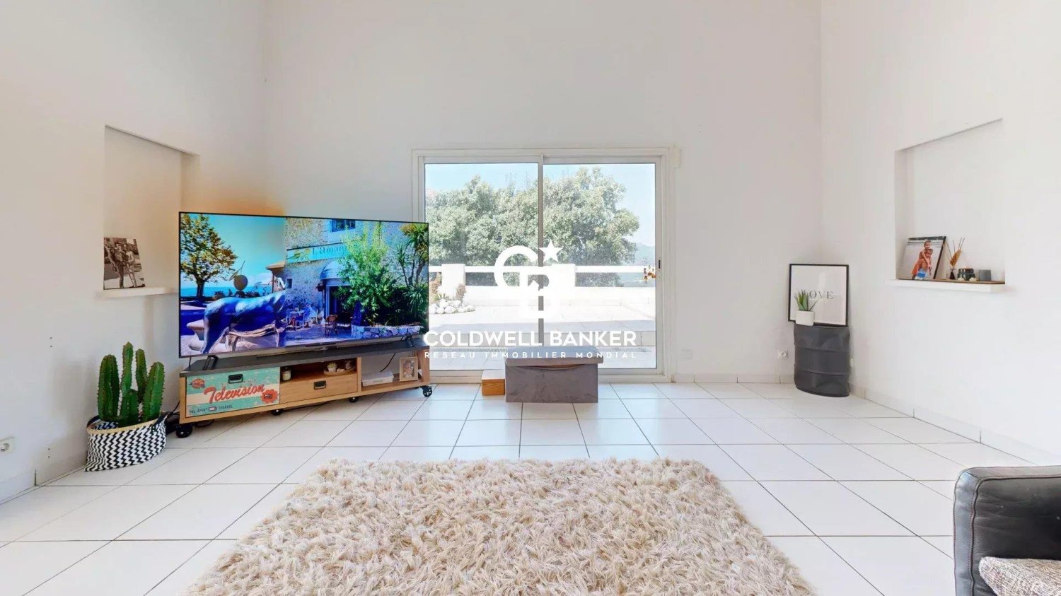 3 bedrooms Villa in Nice, France No. 298374