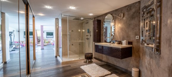 4 Schlafzimmer Gewerbliche Immobilie in Chamonix-Mont-Blanc, France, Nr. 1309 10