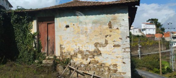 3 bedrooms House in Santa Marta de Penaguiao, Portugal No. 132618 10