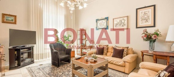 5 bedrooms Villa in Viareggio, Italy No. 280805 30