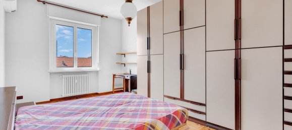 2-salle Appartement à Milan, Italy No. 338146 16