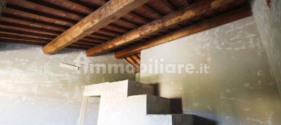 2 bedrooms House in Larciano, Italy No. 173777 3