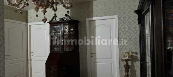 3 bedrooms Villa in Cornegliano Laudense, Italy No. 251449 4