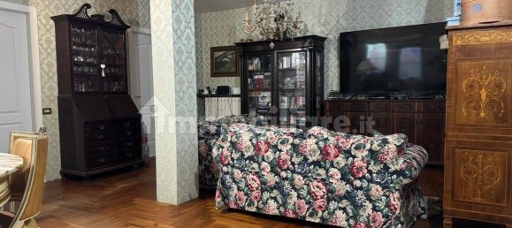 3 bedrooms Villa in Cornegliano Laudense, Italy No. 251449 3