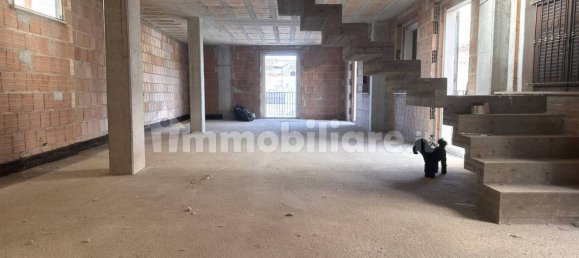 4 Schlafzimmer Wohnung in Nereto, Italy, Nr. 164888 3