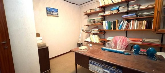 8 rooms Apartment in Massa, Italy No. 303828 19