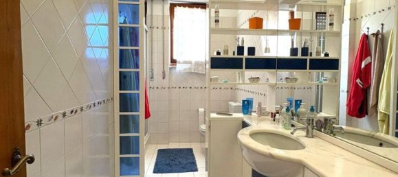 8 rooms Apartment in Massa, Italy No. 303828 28