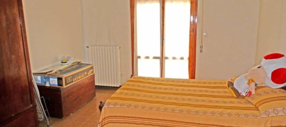 Apartamento de 4 habitaciónes en Marciano della Chiana, Italy No. 77060 12