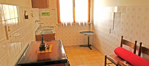 Apartamento de 4 habitaciónes en Marciano della Chiana, Italy No. 77060 17