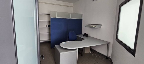 Lagerhaus in Arezzo, Italy 235m², Nr. 165830 5