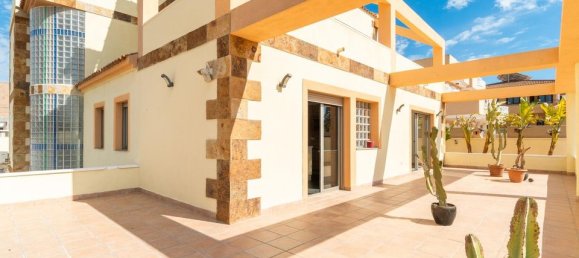 6 غرف نوم فيلا في Torrevieja, Spain رقم 183599 26