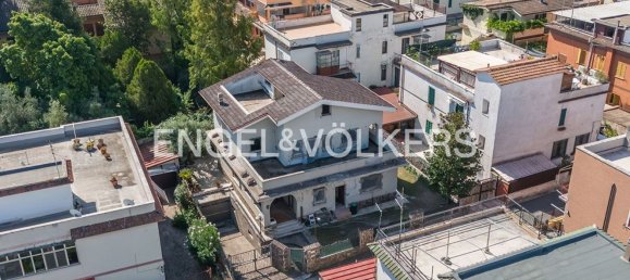 Villa de 9 dormitorios en Rome, Italy No. 318839 2