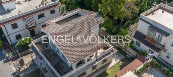 Villa de 9 dormitorios en Rome, Italy No. 318839 3