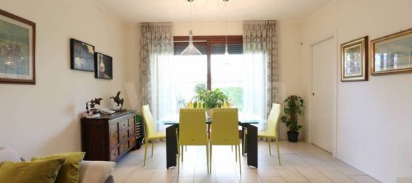 2 bedrooms Apartment in Monza, Italy No. 313936 8