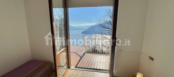 3 chambres Villa à Maccagno con Pino e Veddasca, Italy No. 11722 8